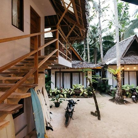 Higala Hostel Siargao General Luna  Extérieur photo