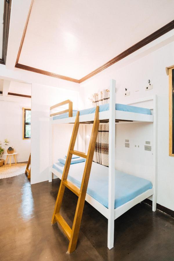 Higala Hostel Siargao General Luna  Extérieur photo