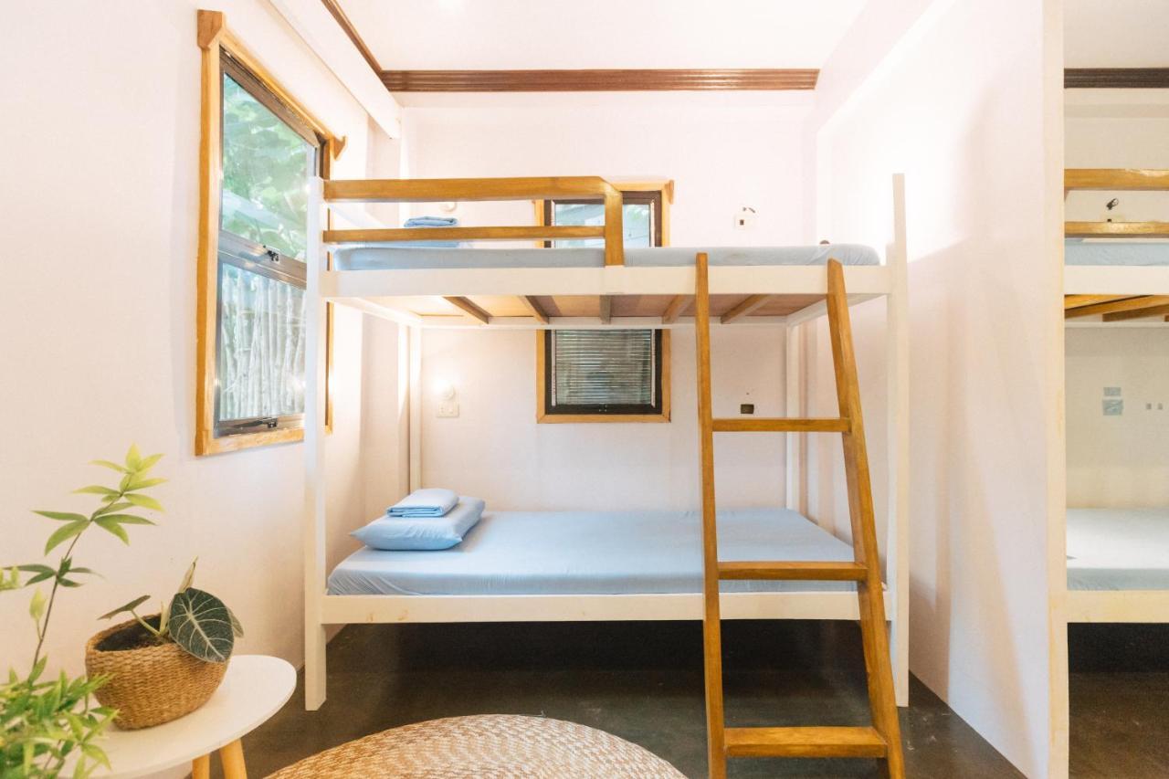 Higala Hostel Siargao General Luna  Extérieur photo