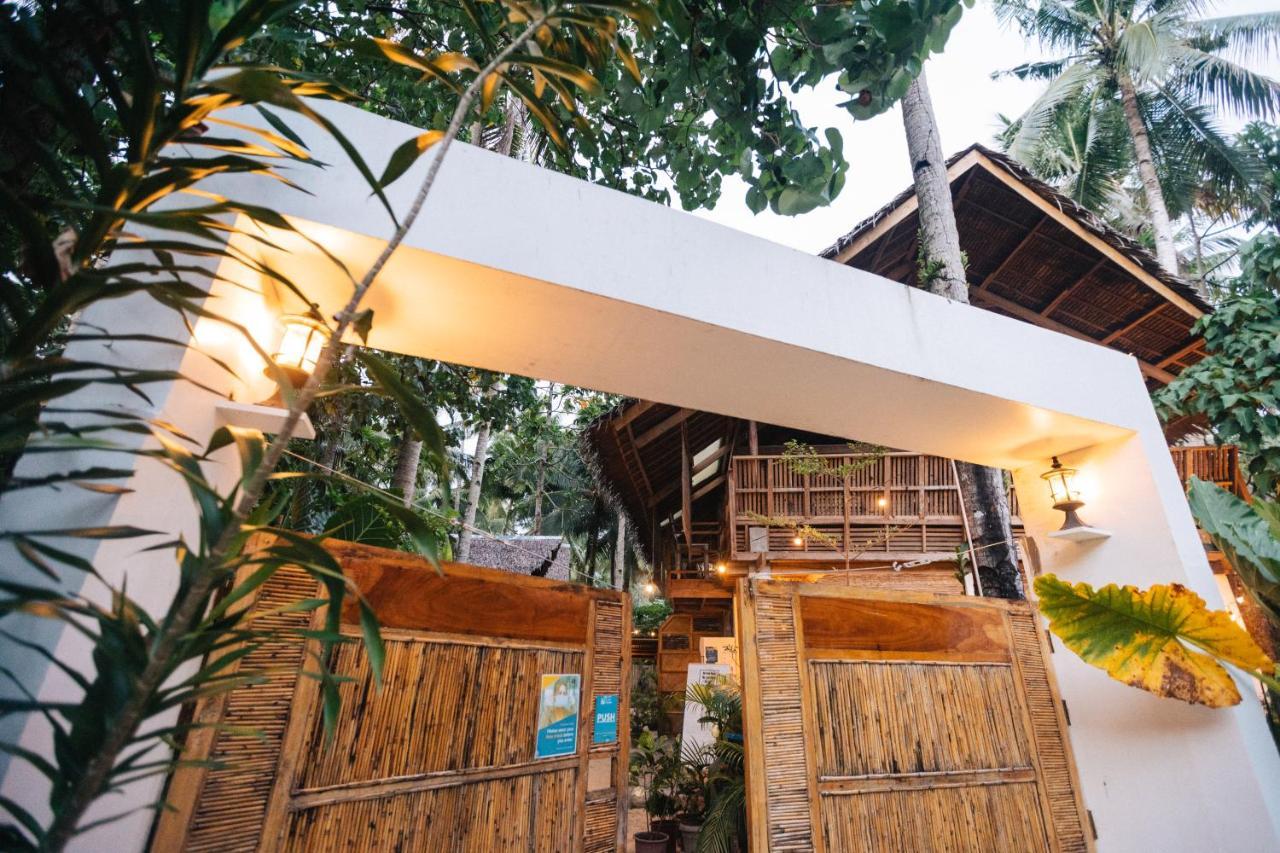 Higala Hostel Siargao General Luna  Extérieur photo